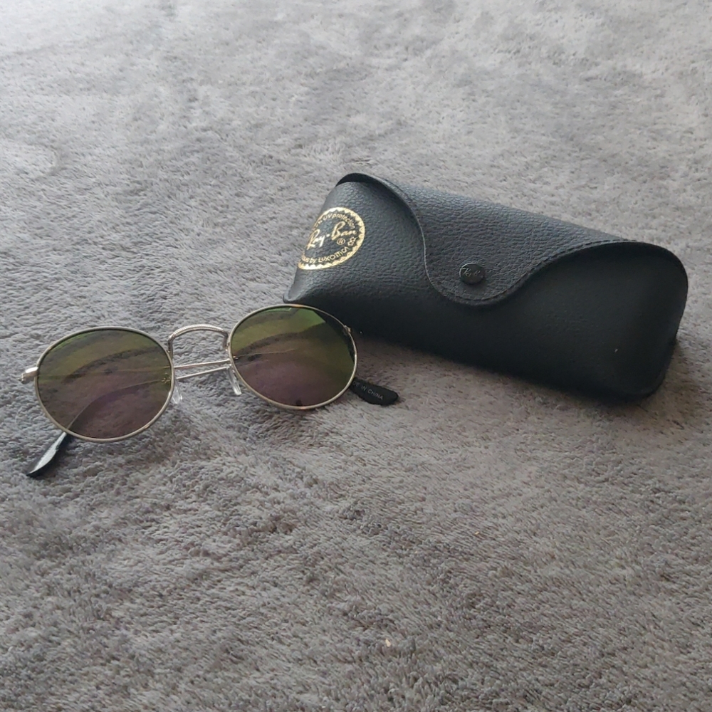 Round Silver Sunglasses